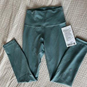 NWT Lulu Lemon Wunder Train HR 25” Contour Fit